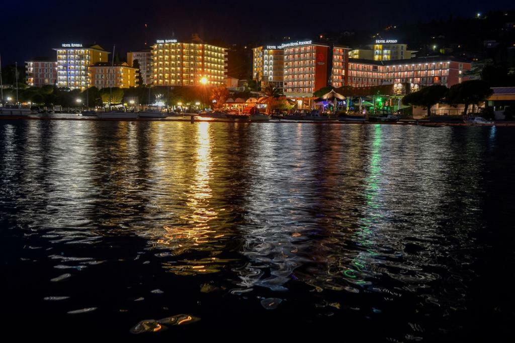 Floating Sea House Portorose Hotel Exterior photo